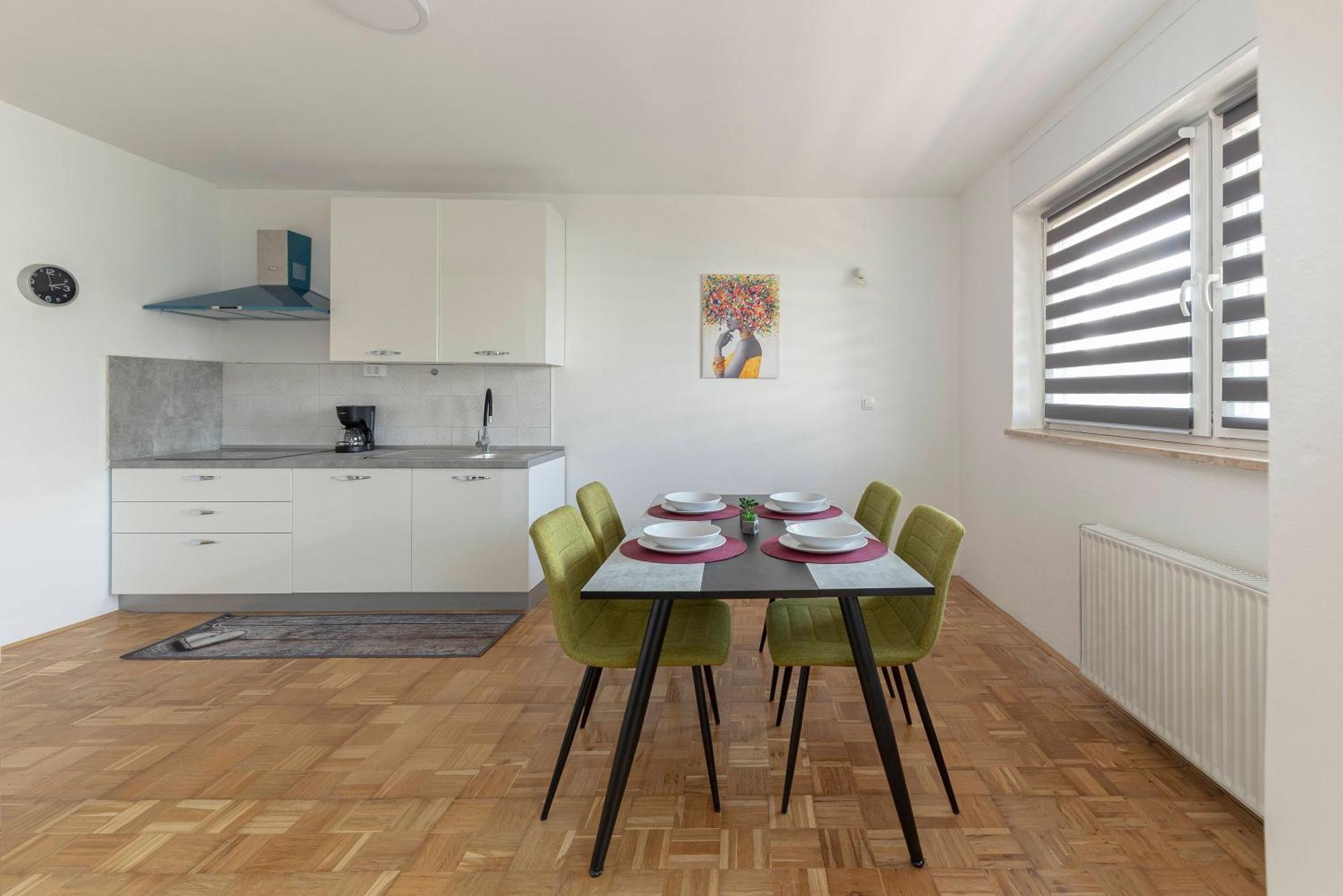 Hisa Oder Apartment Vodice Exterior photo